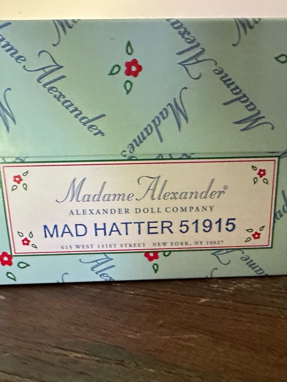 Mad Hatter Madame Alexander Alice in Wonderland 51915 vintage NIB 8” doll - Picture 6 of 7